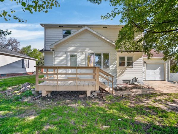 1902 State Street, Granger, IA 50109