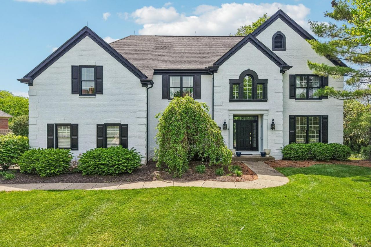 7331 Charter Cup Lane, West Chester, OH 45069 Main Photo