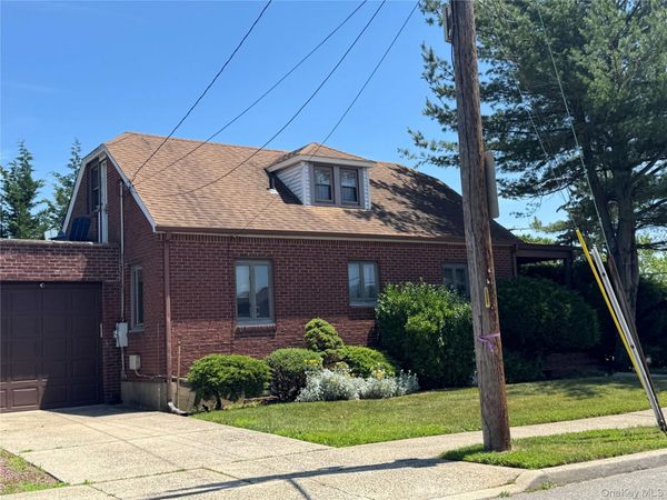 364 Central Avenue , Bethpage, NY 11714