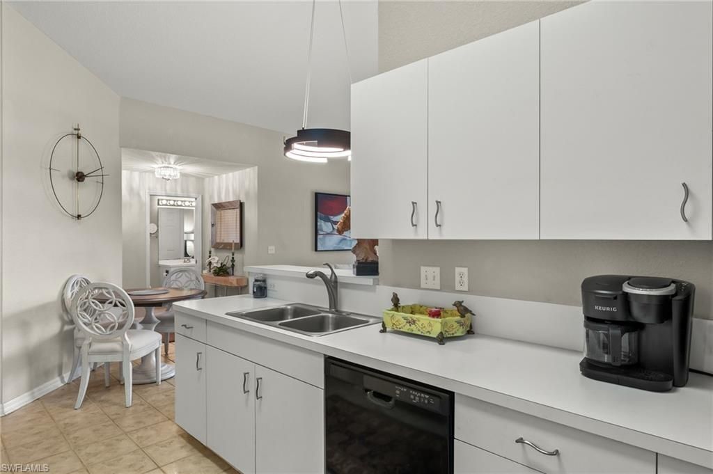 27083 Matheson Ave, Unit 208, Bonita Springs, FL 34135 Photo