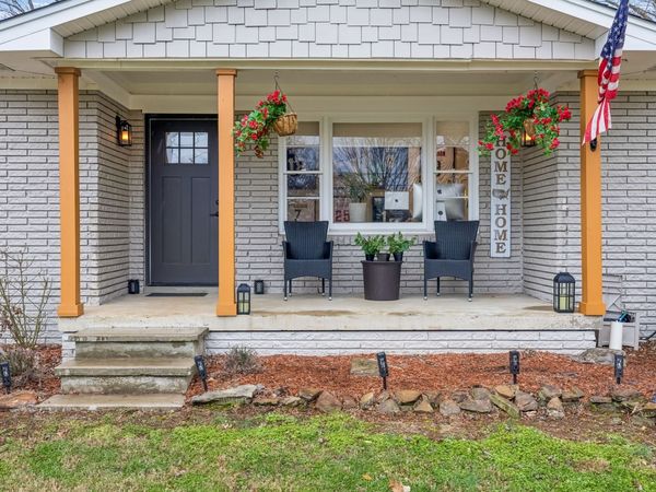 5935 S New Hope Rd, Hermitage, TN 37076