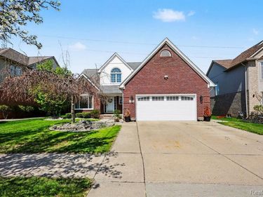 57595 Yorkshire Drive, Washington Twp, MI 48094