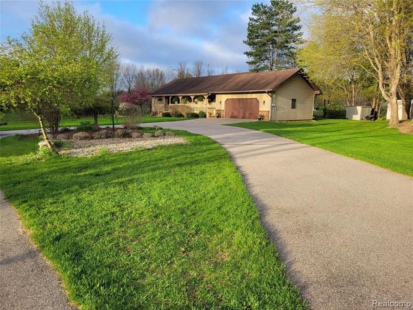9700 Winans Street, Robinson Twp, MI 49460