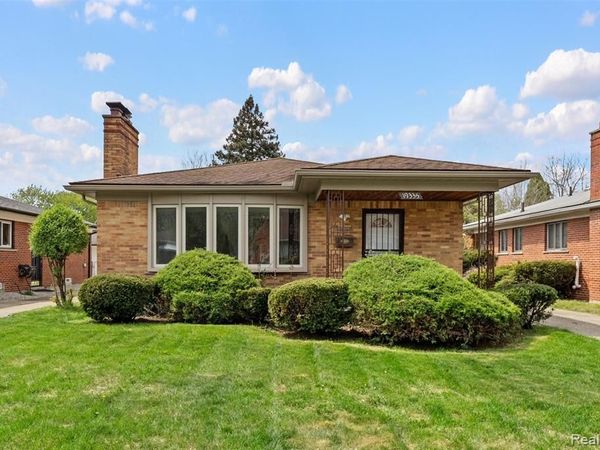 19335 Chapel Street, Detroit, MI 48219