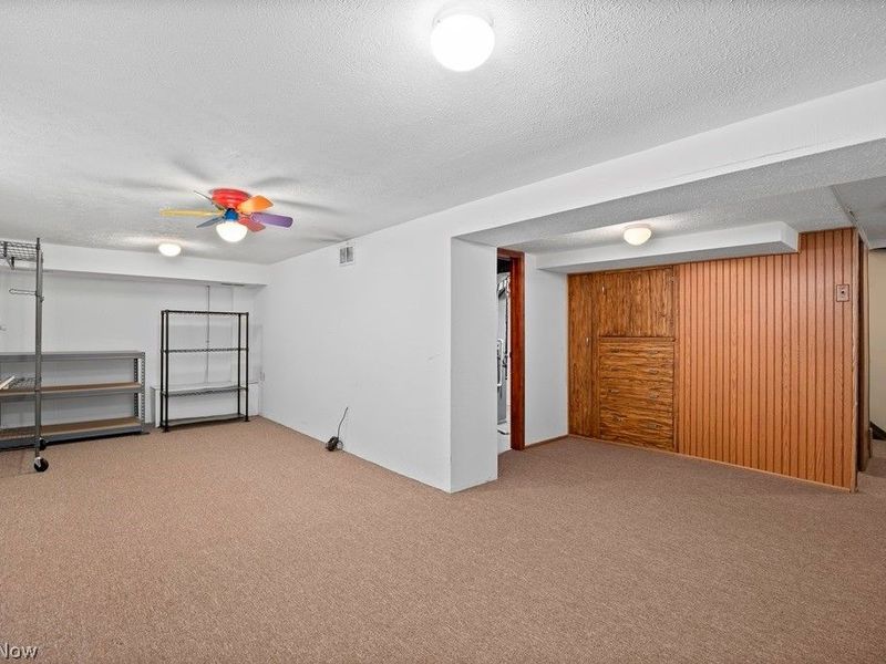 6419 Hollywood Drive, Parma, OH 44129 Photo 23