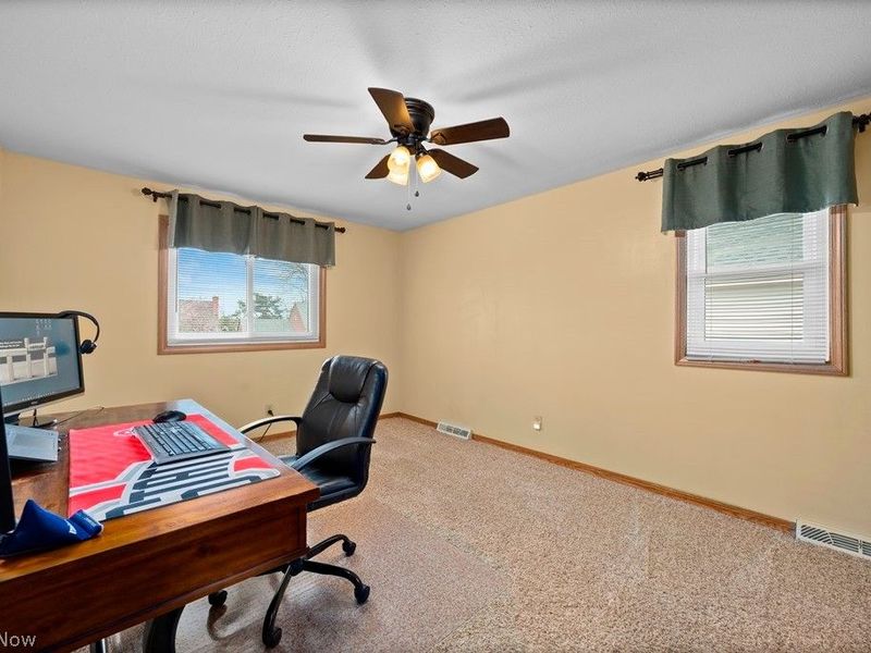 6419 Hollywood Drive, Parma, OH 44129 Photo 34