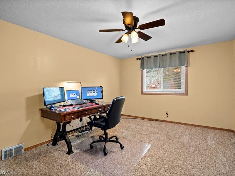 6419 Hollywood Drive, Parma, OH 44129 Photo 35