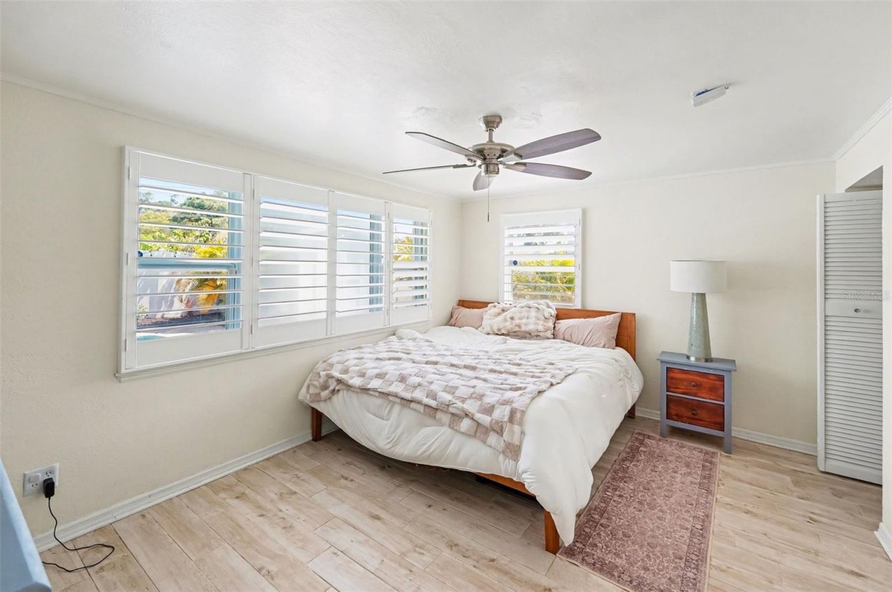 9703 48th Avenue N, Saint Petersburg, FL 33708 Photo