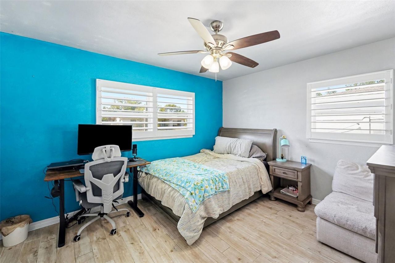 9703 48th Avenue N, Saint Petersburg, FL 33708 Photo