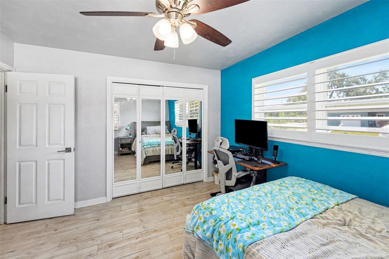 9703 48th Avenue N, Saint Petersburg, FL 33708 Photo