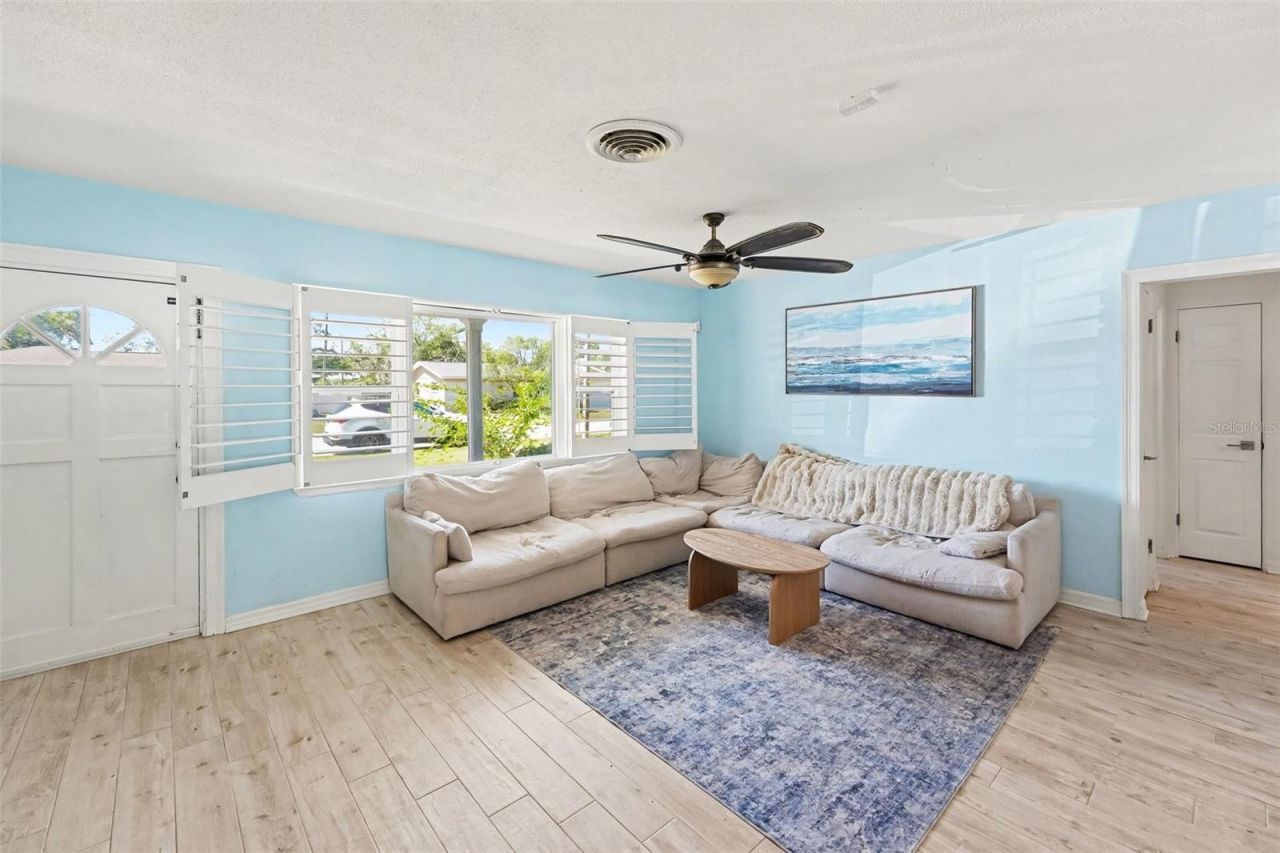 9703 48th Avenue N, Saint Petersburg, FL 33708 Photo