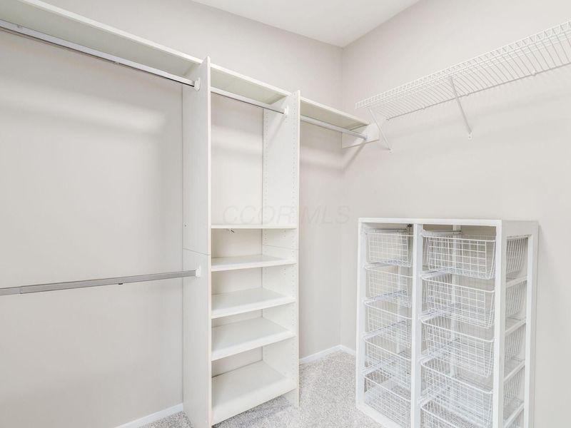 2133 Meadow Hills Court, Columbus, OH 43228 Photo 28