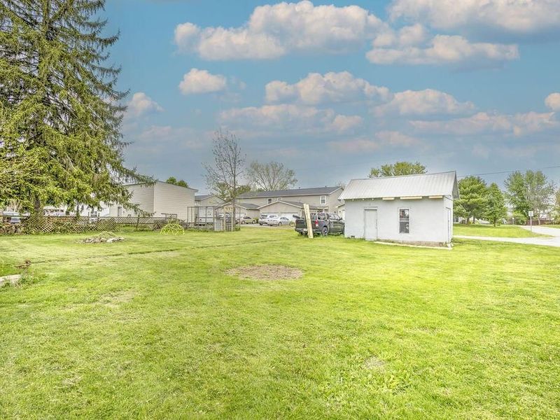 160 N Clayton Street , Centerburg, OH 43011 Photo 24