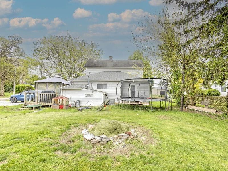 160 N Clayton Street , Centerburg, OH 43011 Photo 27