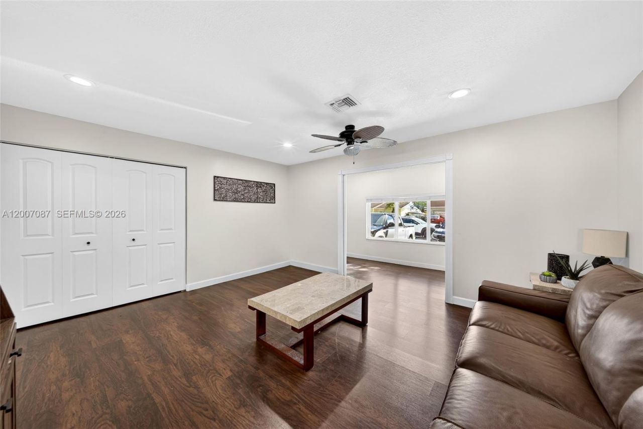 7434 SW 129th Ct , Miami, FL 33183 Photo