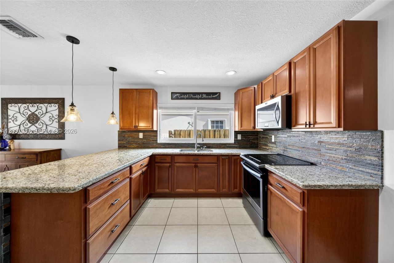 7434 SW 129th Ct , Miami, FL 33183 Photo