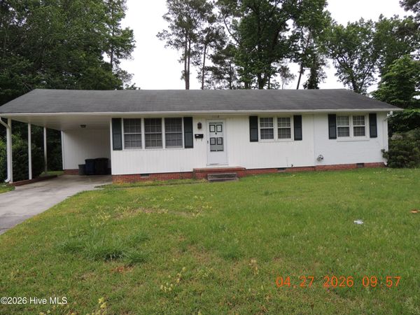 1118 Clifton Road, Jacksonville, NC 28540