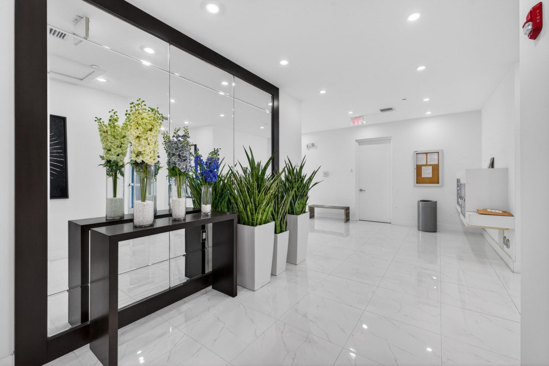 1044 NE 18th Avenue, Unit 203, Fort Lauderdale, FL 33304 Photo
