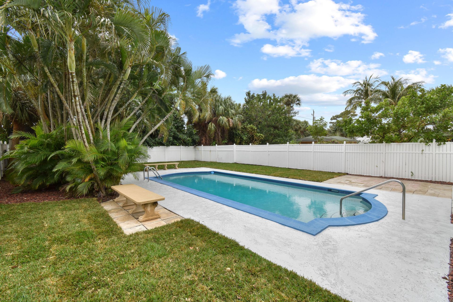 214 Seville Road, West Palm Beach, FL 33405 Photo