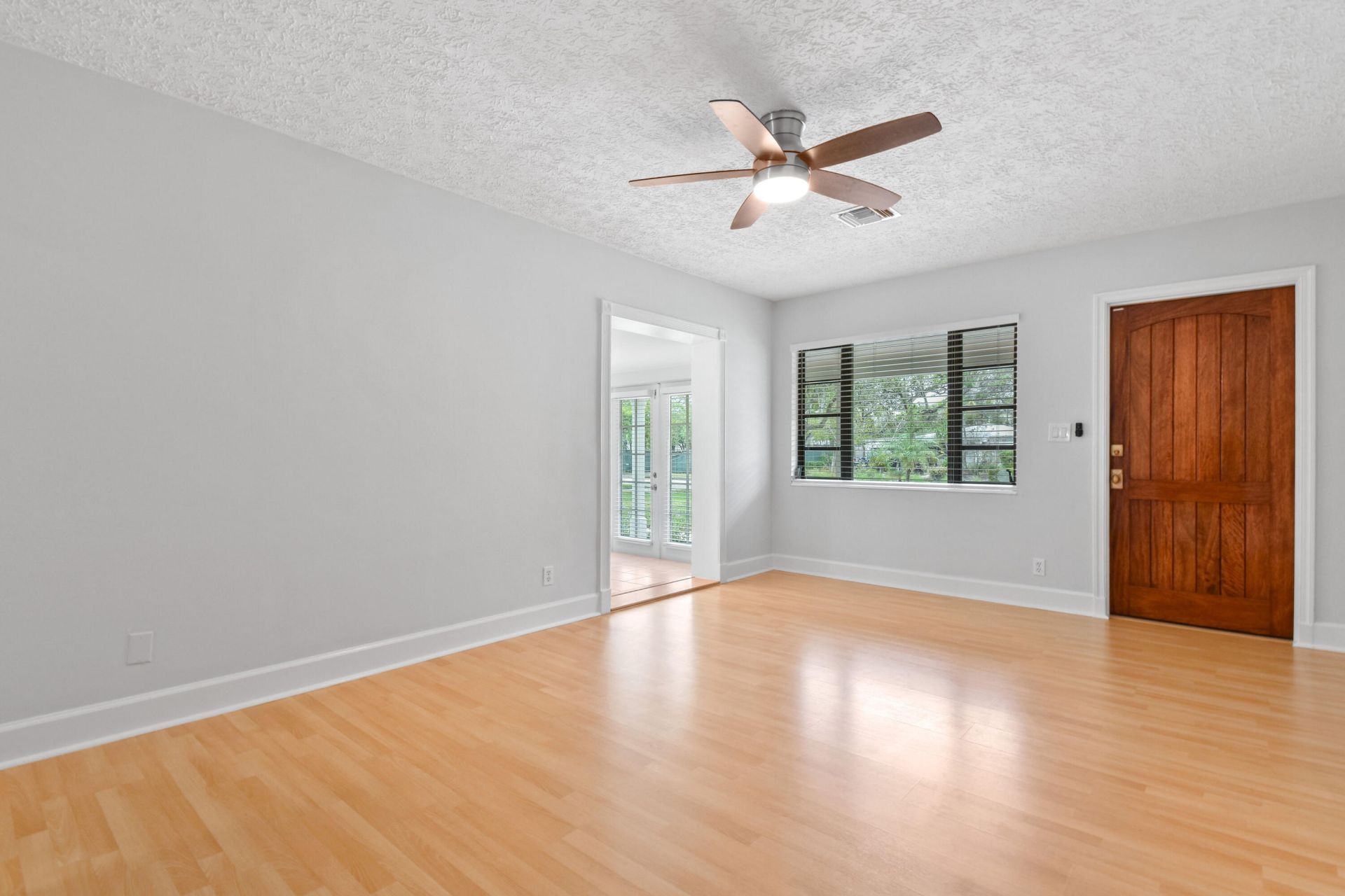214 Seville Road, West Palm Beach, FL 33405 Photo