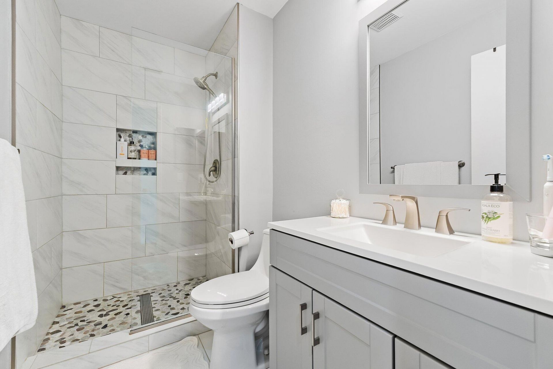 6198 Riverwalk Lane, Unit 8, Jupiter, FL 33458 Photo