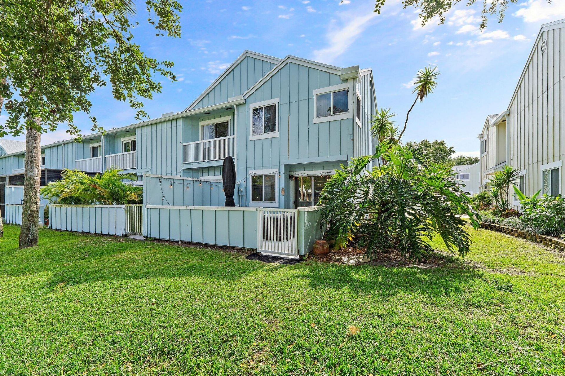 6198 Riverwalk Lane, Unit 8, Jupiter, FL 33458 Photo