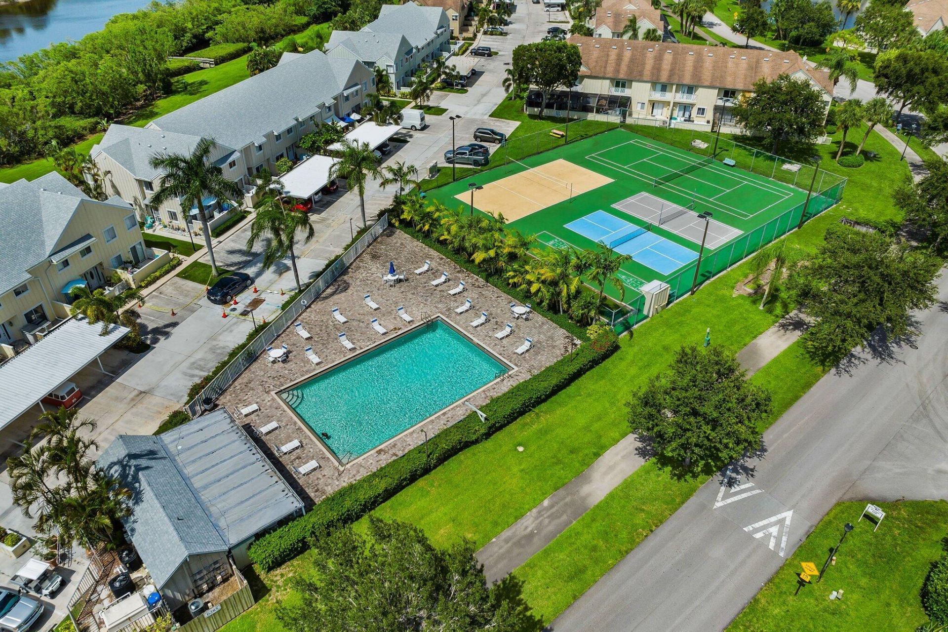 6198 Riverwalk Lane, Unit 8, Jupiter, FL 33458 Photo