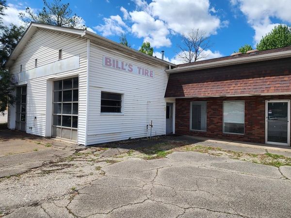 1301 Lafayette, Moundsville, WV 26041