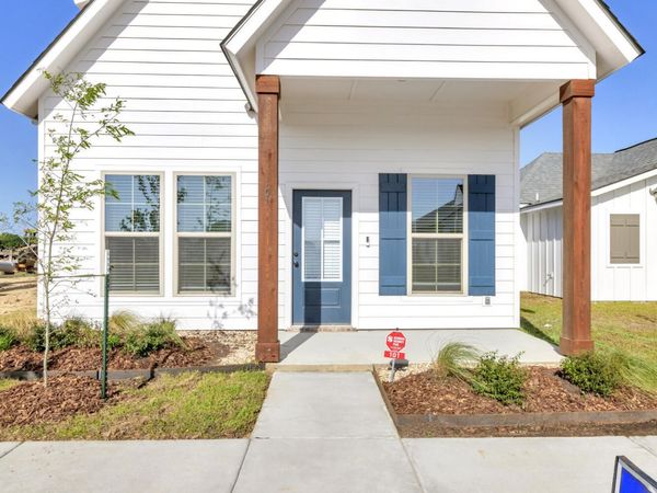 101 Sandstone Avenue , Scott, LA 70583