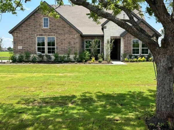 1454 County Road 4910, Leonard, TX 75452