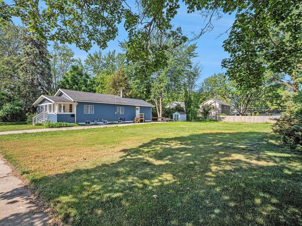 1006 St Joseph Street, South Haven, MI 49090