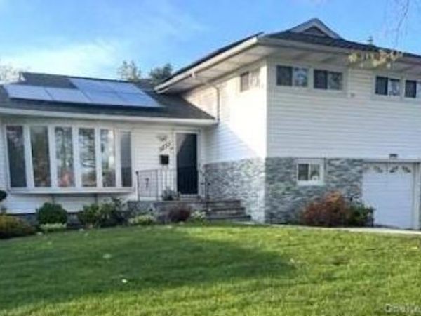 Uniondale, NY 11553