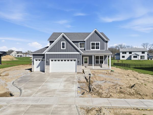 2810 Old Oak Drive , Valparaiso, IN 46385