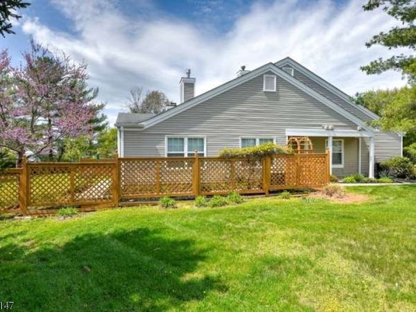 208 Reed Ln, Bedminster, NJ 07921