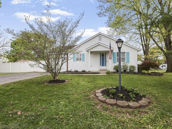 162 South Fork Circle , Pataskala, OH 43062