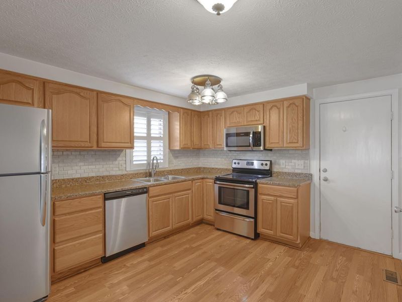 162 South Fork Circle, Pataskala, OH 43062 Photo 10