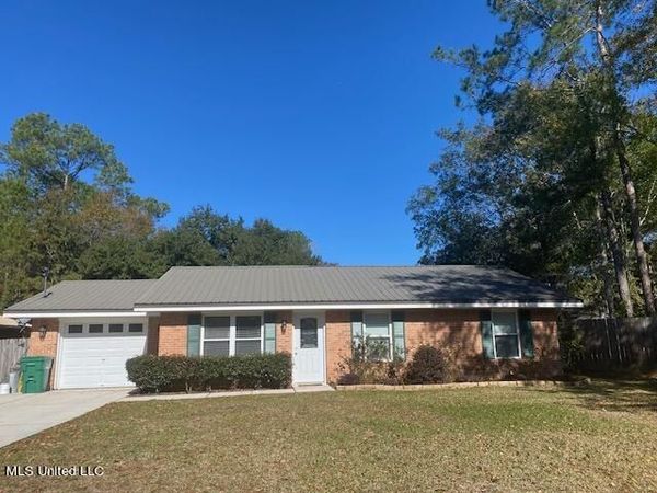 63739 N Diamondhead Drive, Diamondhead, MS 39525