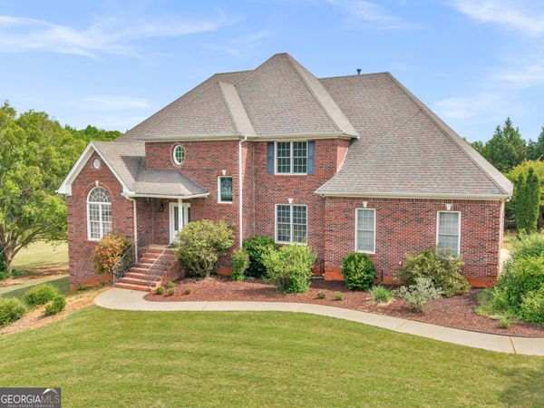 1302 Chester Place, Mcdonough, GA 30252