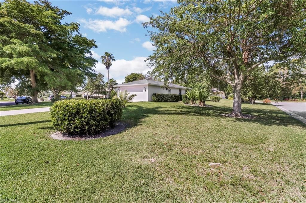 4472 Beechwood Lake Dr, Naples, FL 34112 Photo