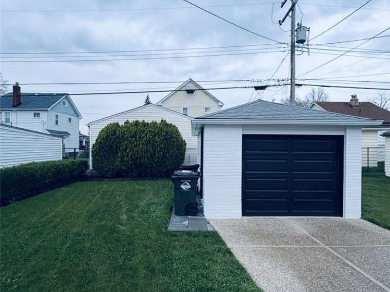 3326 Marioncliff Drive, Parma, OH 44134 Photo 12