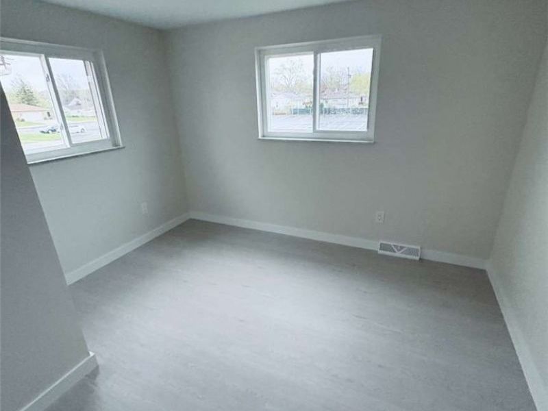 3326 Marioncliff Drive, Parma, OH 44134 Photo 8