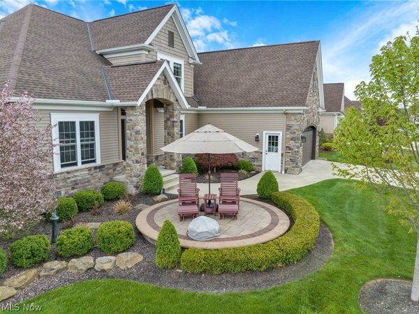 238 Westview Drive , Aurora, OH 44202