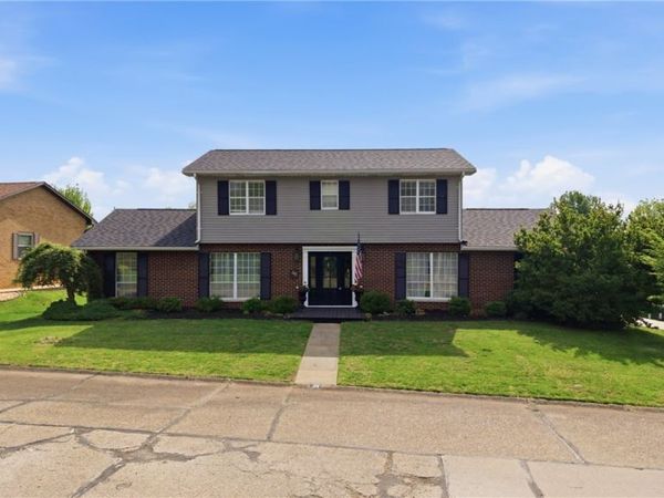 39 Oak Circle, Parkersburg, WV 26101