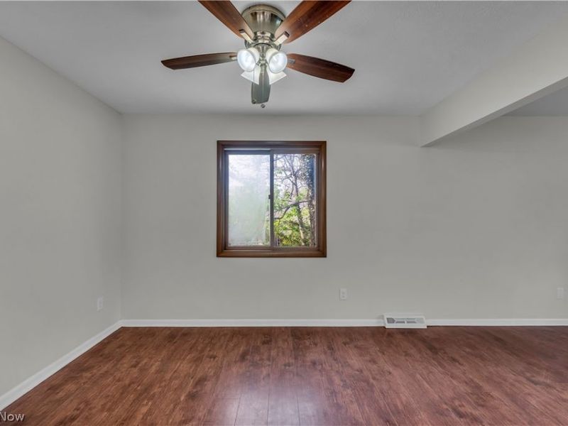 2540 Charney Road, University Heights, OH 44118 Photo 21