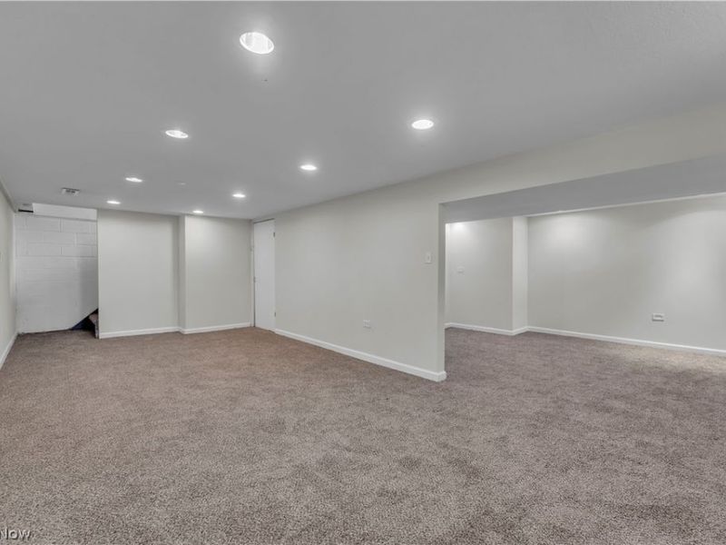 2540 Charney Road, University Heights, OH 44118 Photo 36