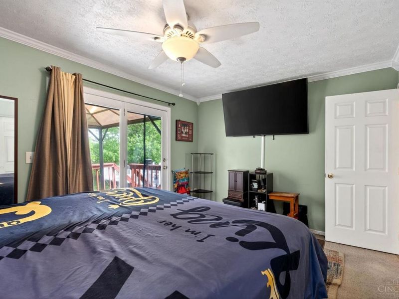 9946 Greenriver Drive, Cincinnati, OH 45231 Photo 12