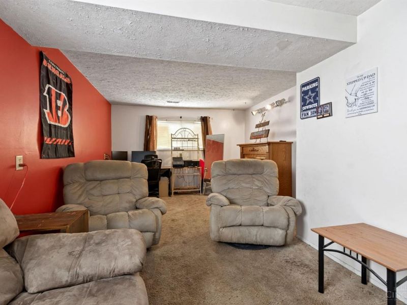 9946 Greenriver Drive, Cincinnati, OH 45231 Photo 22