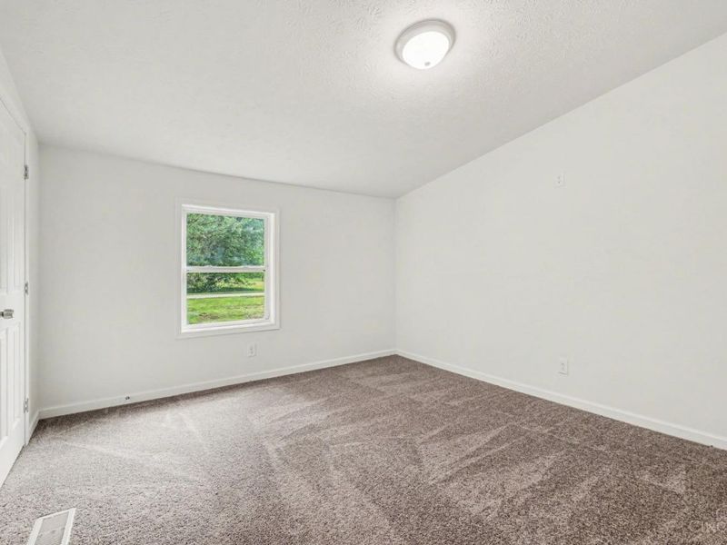 1945 Amiott Lane, Sterling Twp, OH 45154 Photo 9