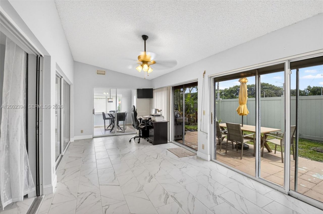 10982 S Greentrail Dr S, Boynton Beach, FL 33436 Photo