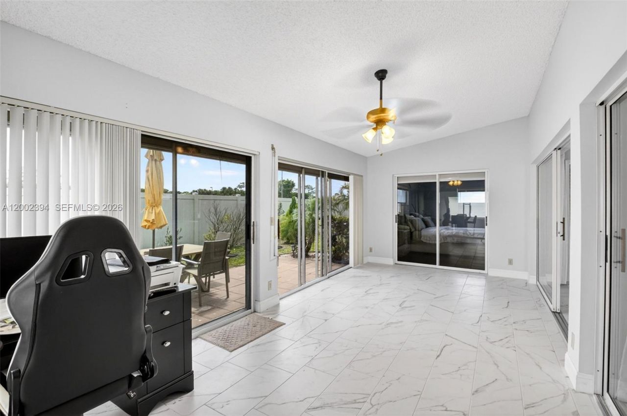 10982 S Greentrail Dr S, Boynton Beach, FL 33436 Photo
